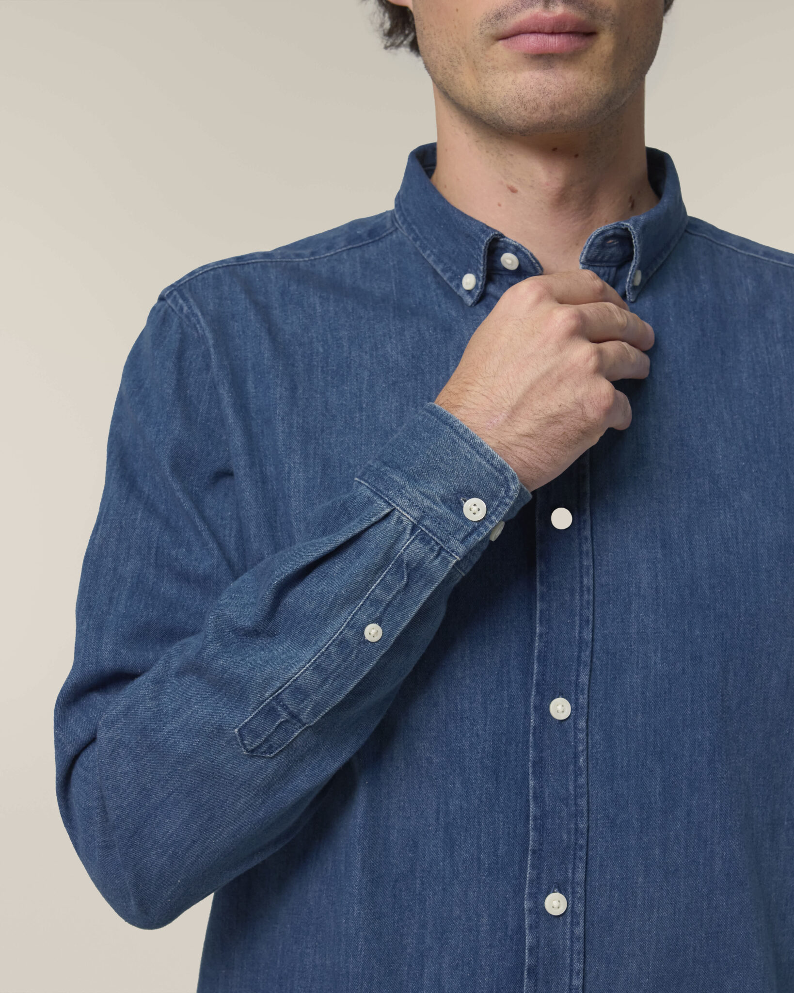 Stanley Denim Shirt_Mid Wash_Studio_Front_Detail_0