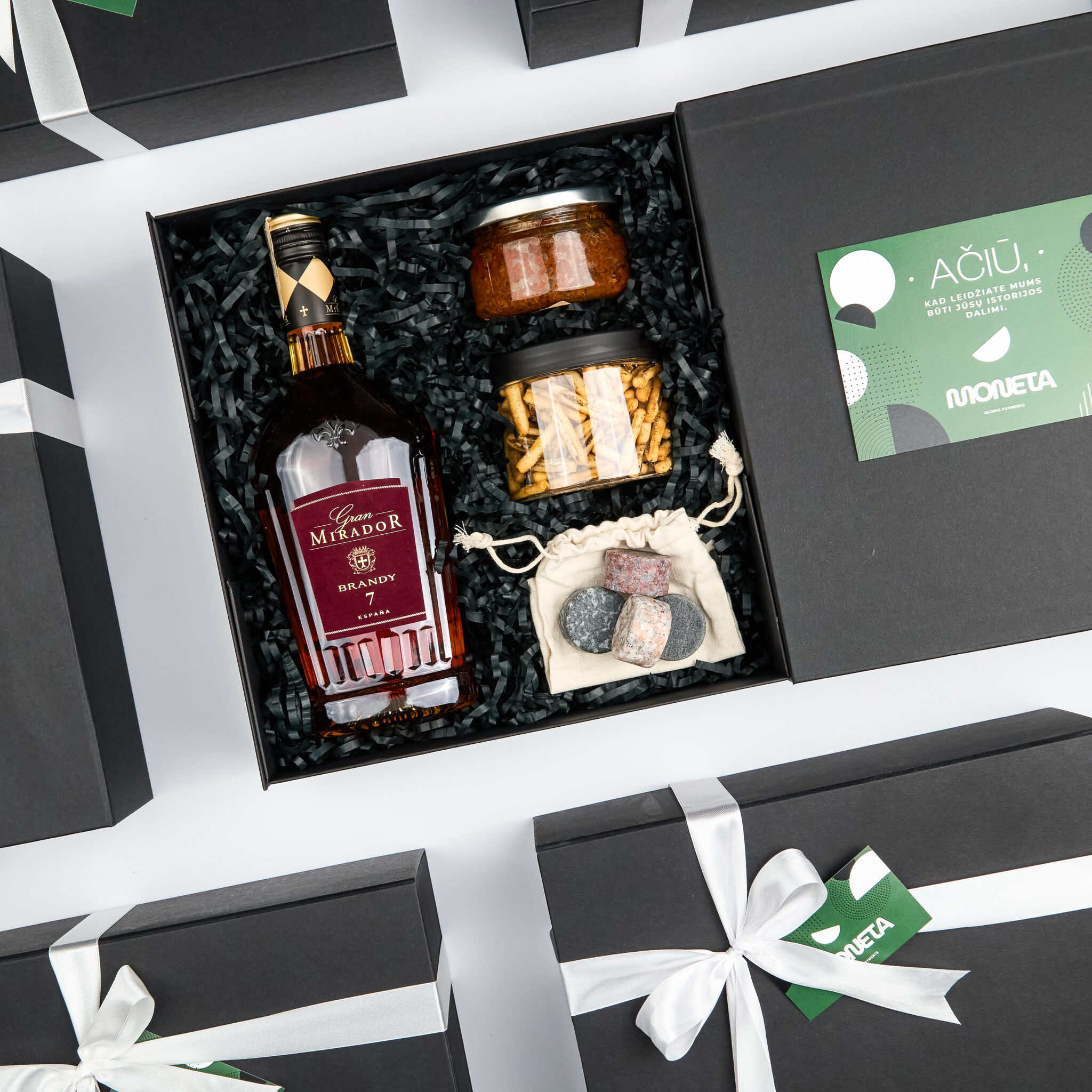 XMAS_25 LIQUID TREATS 2 - B