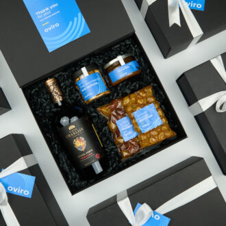 HOLIDAY HARMONY BOX rinkinys