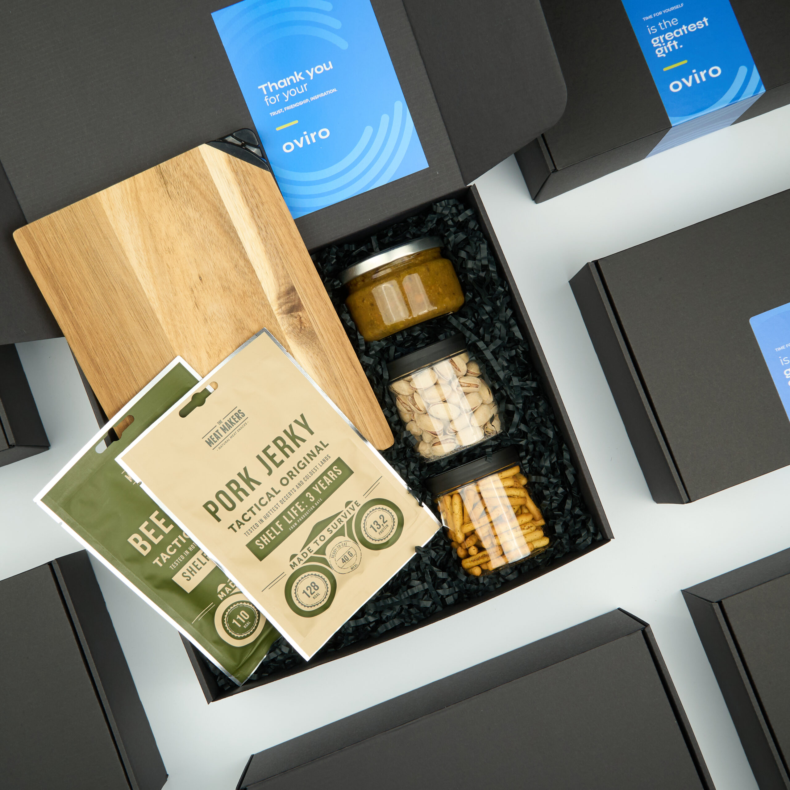„STRONG & SAVVY" ECO dovanų rinkinys su logotipu – dovanų rinkinio turinys